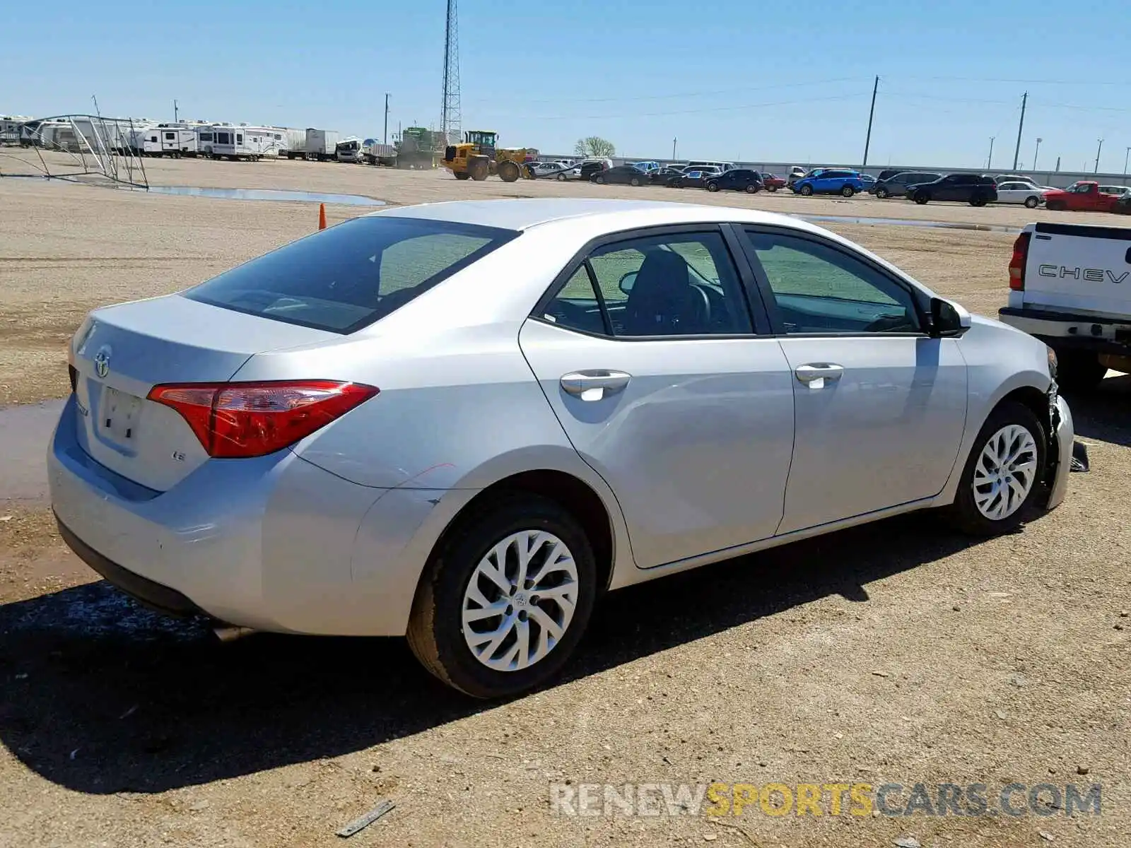 4 Photograph of a damaged car 5YFBURHE5KP900046 TOYOTA COROLLA 2019