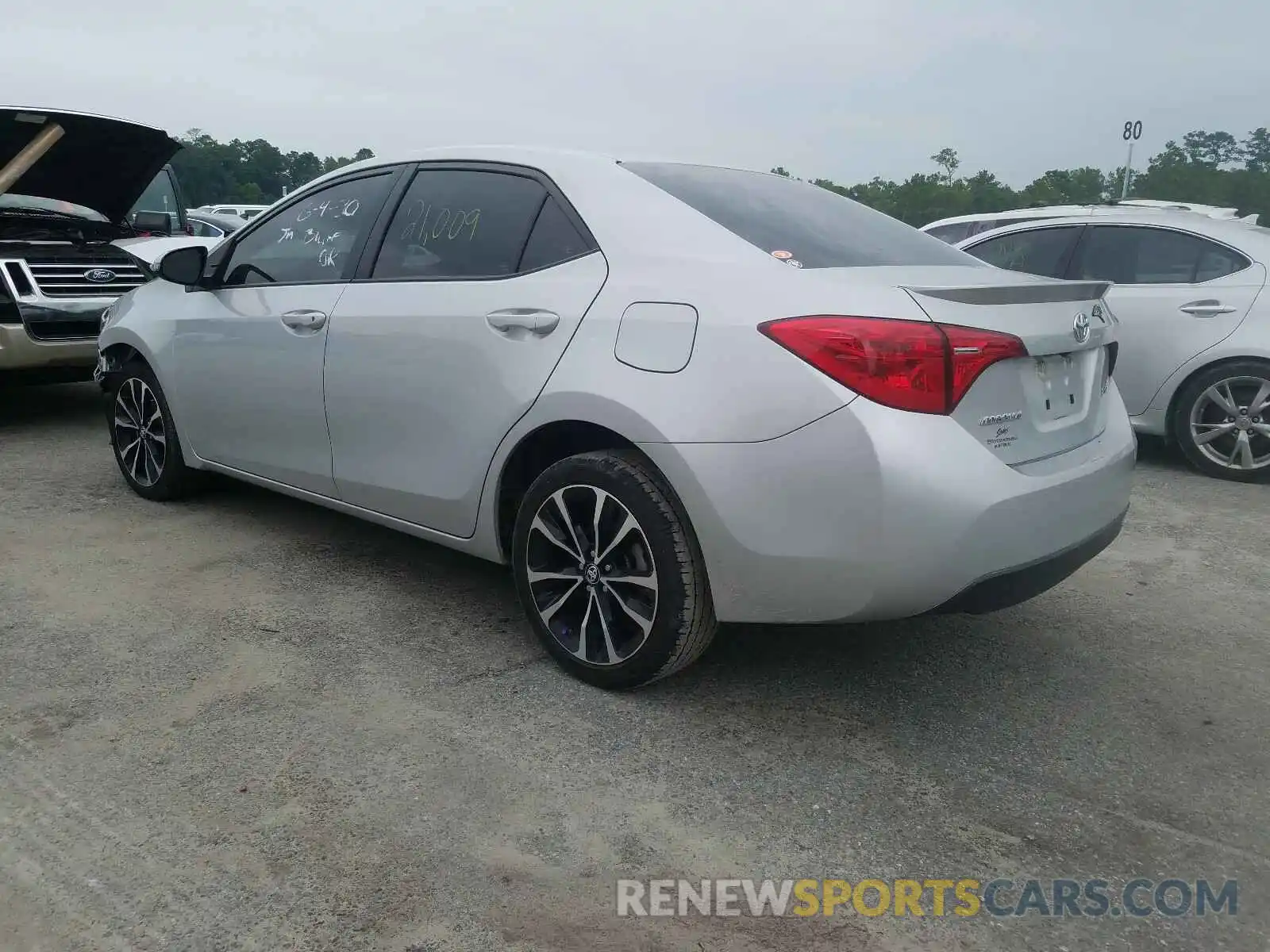 3 Photograph of a damaged car 5YFBURHE5KP900581 TOYOTA COROLLA 2019