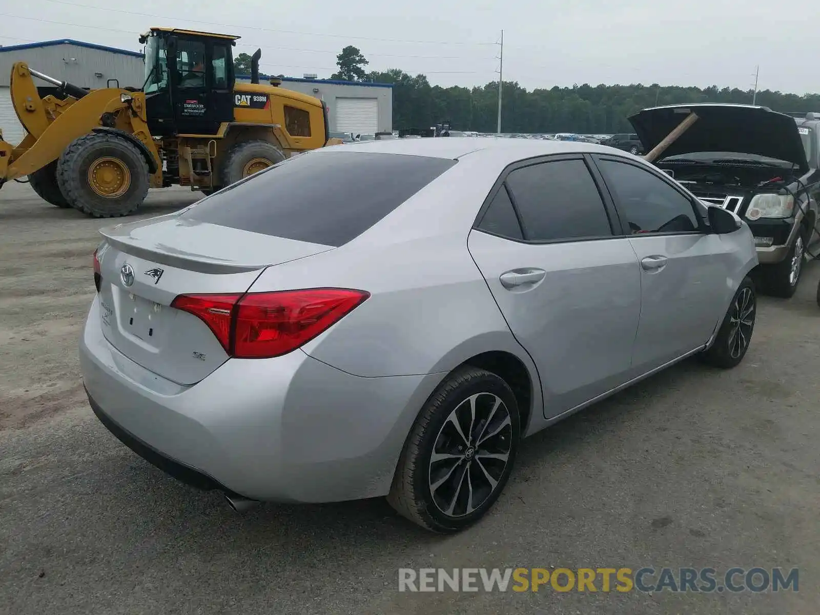 4 Photograph of a damaged car 5YFBURHE5KP900581 TOYOTA COROLLA 2019