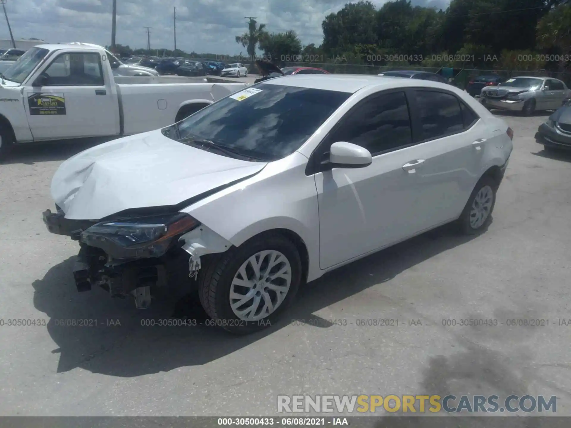 2 Photograph of a damaged car 5YFBURHE5KP901861 TOYOTA COROLLA 2019