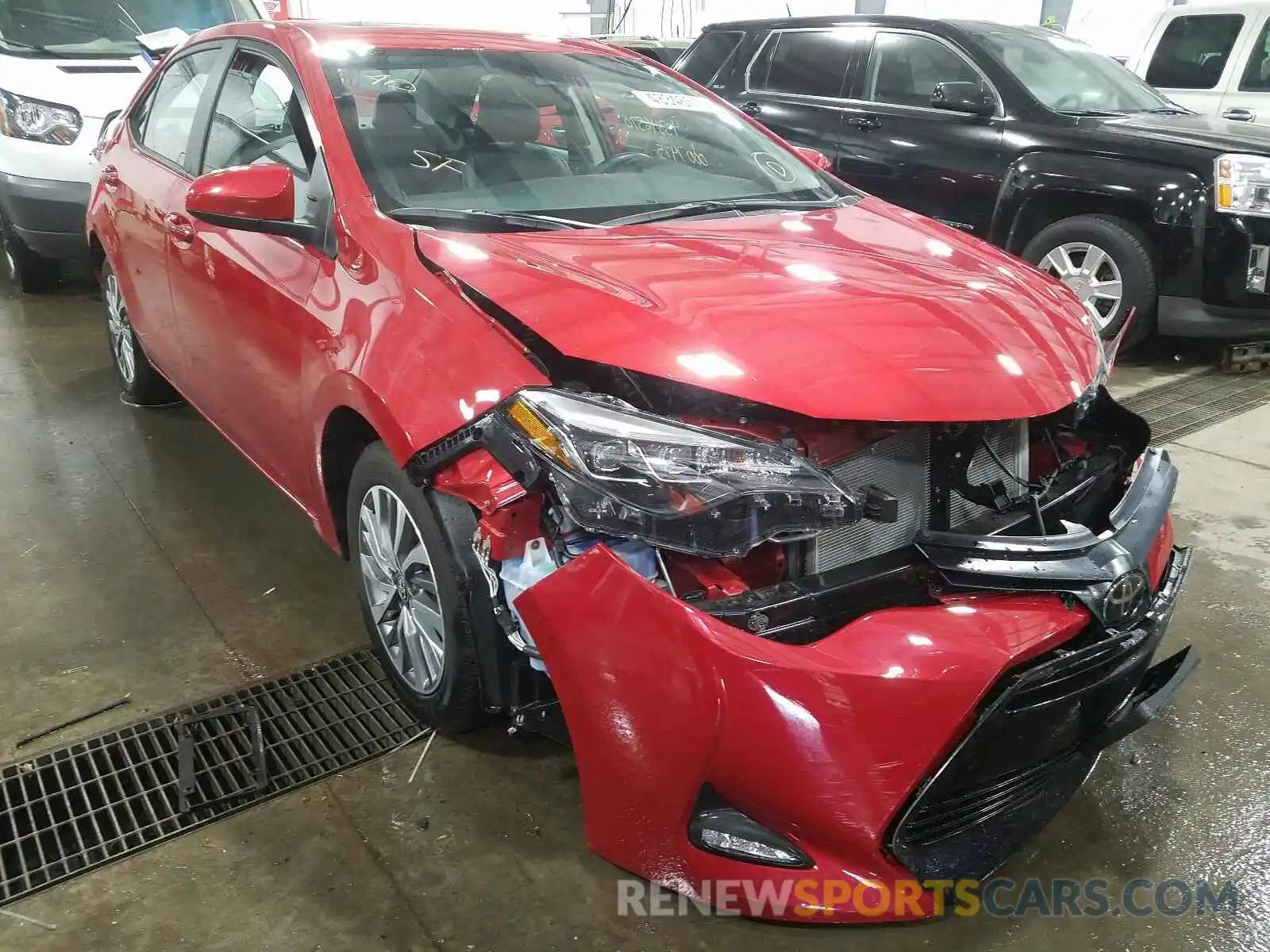 1 Photograph of a damaged car 5YFBURHE5KP902332 TOYOTA COROLLA 2019