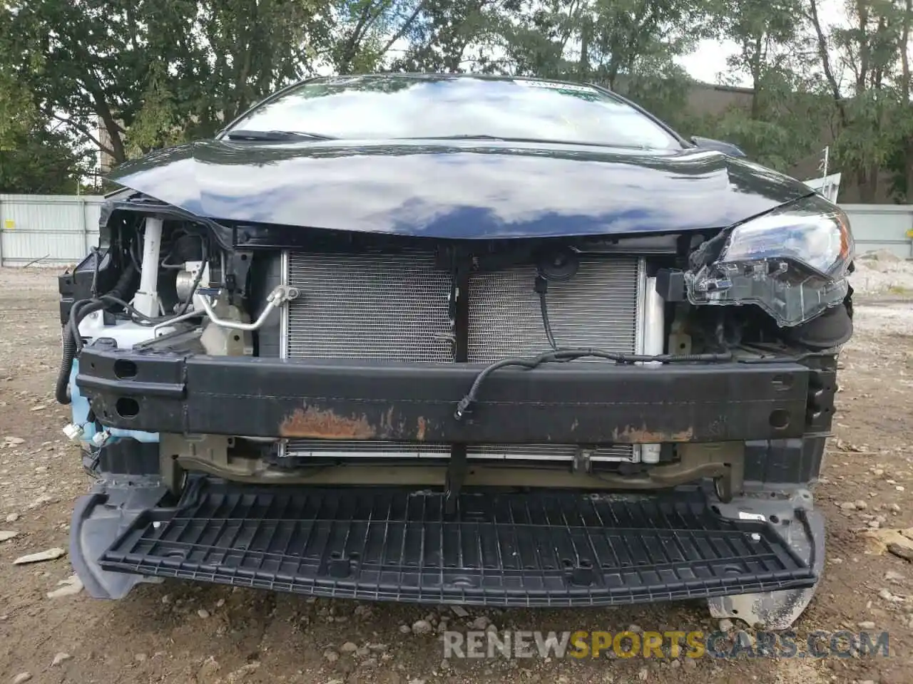 9 Photograph of a damaged car 5YFBURHE5KP902461 TOYOTA COROLLA 2019