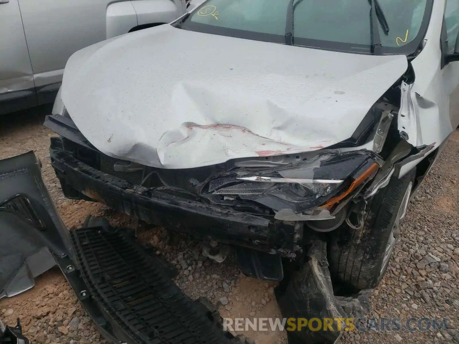 9 Photograph of a damaged car 5YFBURHE5KP903013 TOYOTA COROLLA 2019