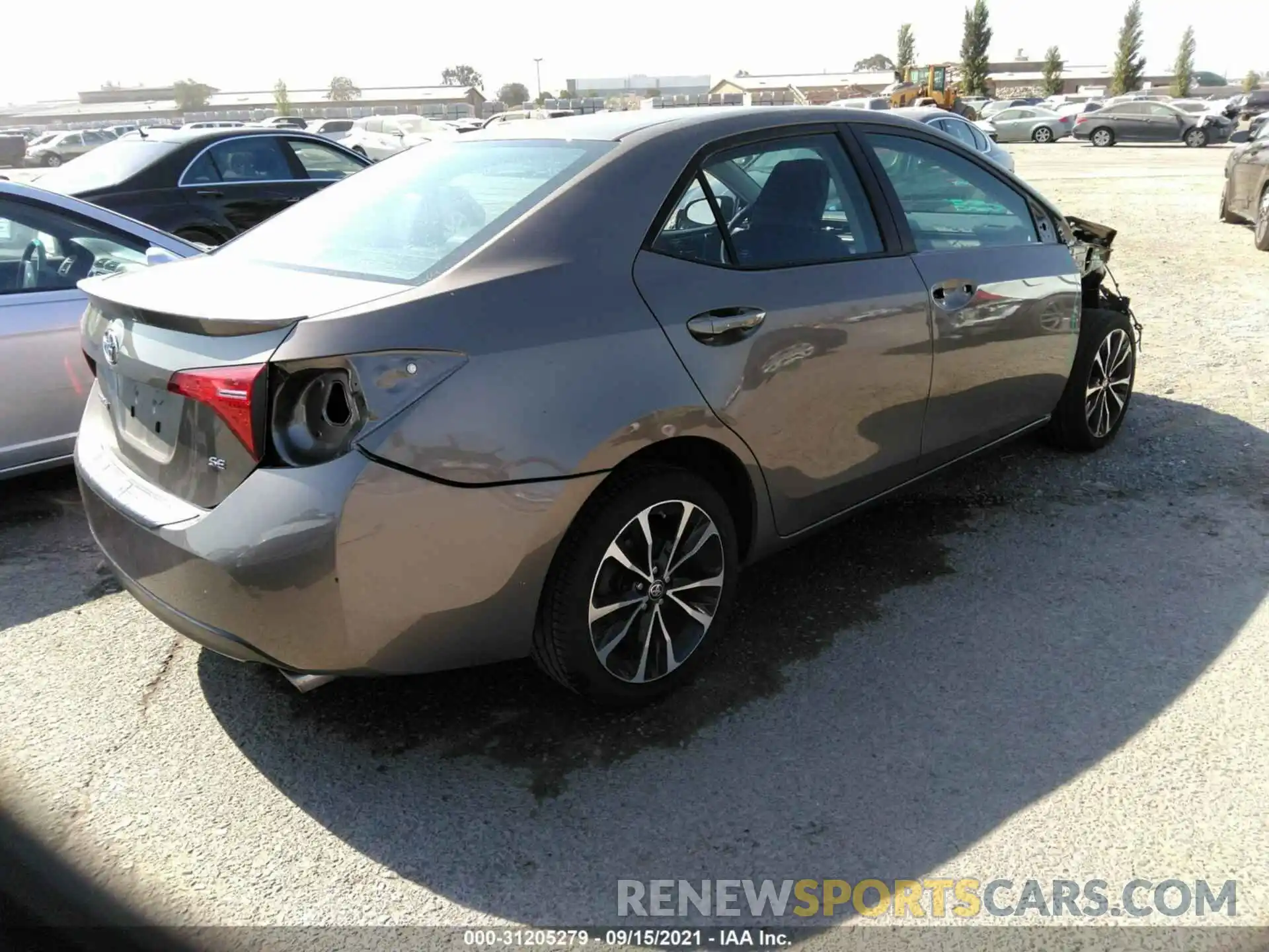 4 Photograph of a damaged car 5YFBURHE5KP905022 TOYOTA COROLLA 2019