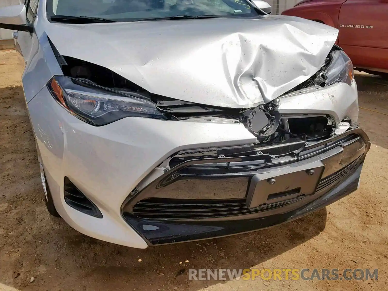 9 Photograph of a damaged car 5YFBURHE5KP905179 TOYOTA COROLLA 2019