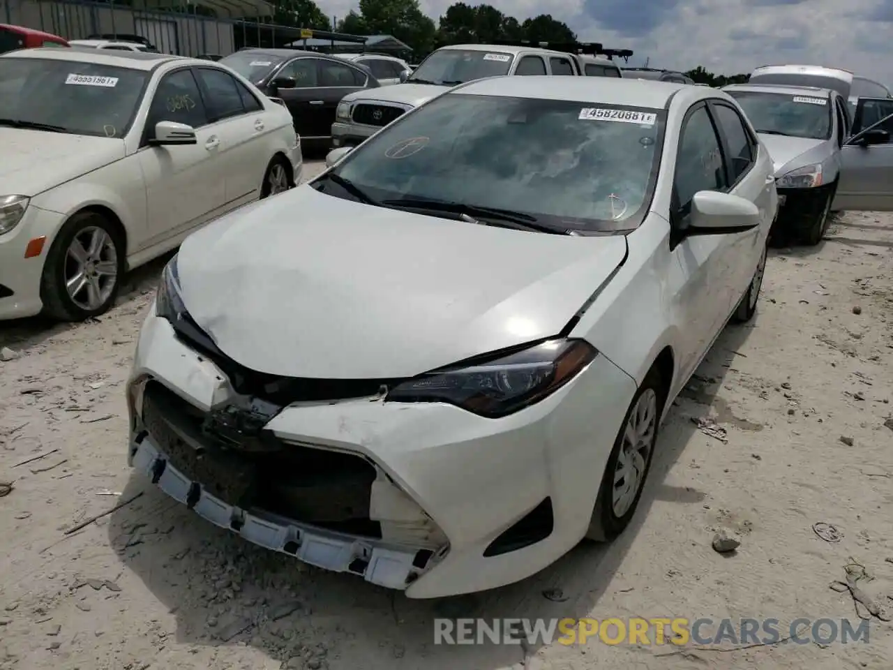 2 Photograph of a damaged car 5YFBURHE5KP905358 TOYOTA COROLLA 2019