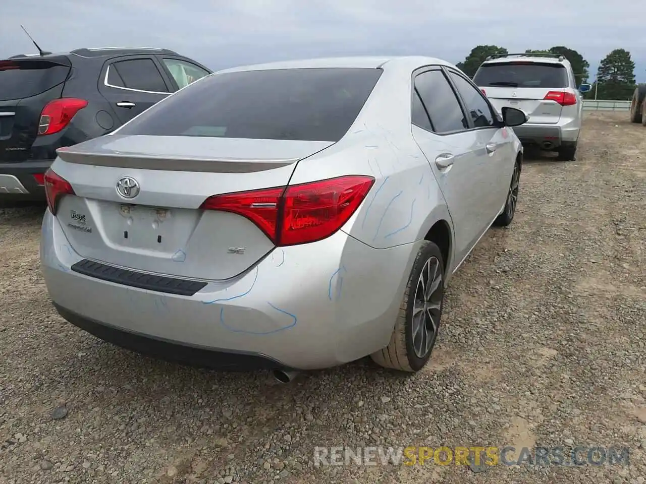 4 Photograph of a damaged car 5YFBURHE5KP906235 TOYOTA COROLLA 2019