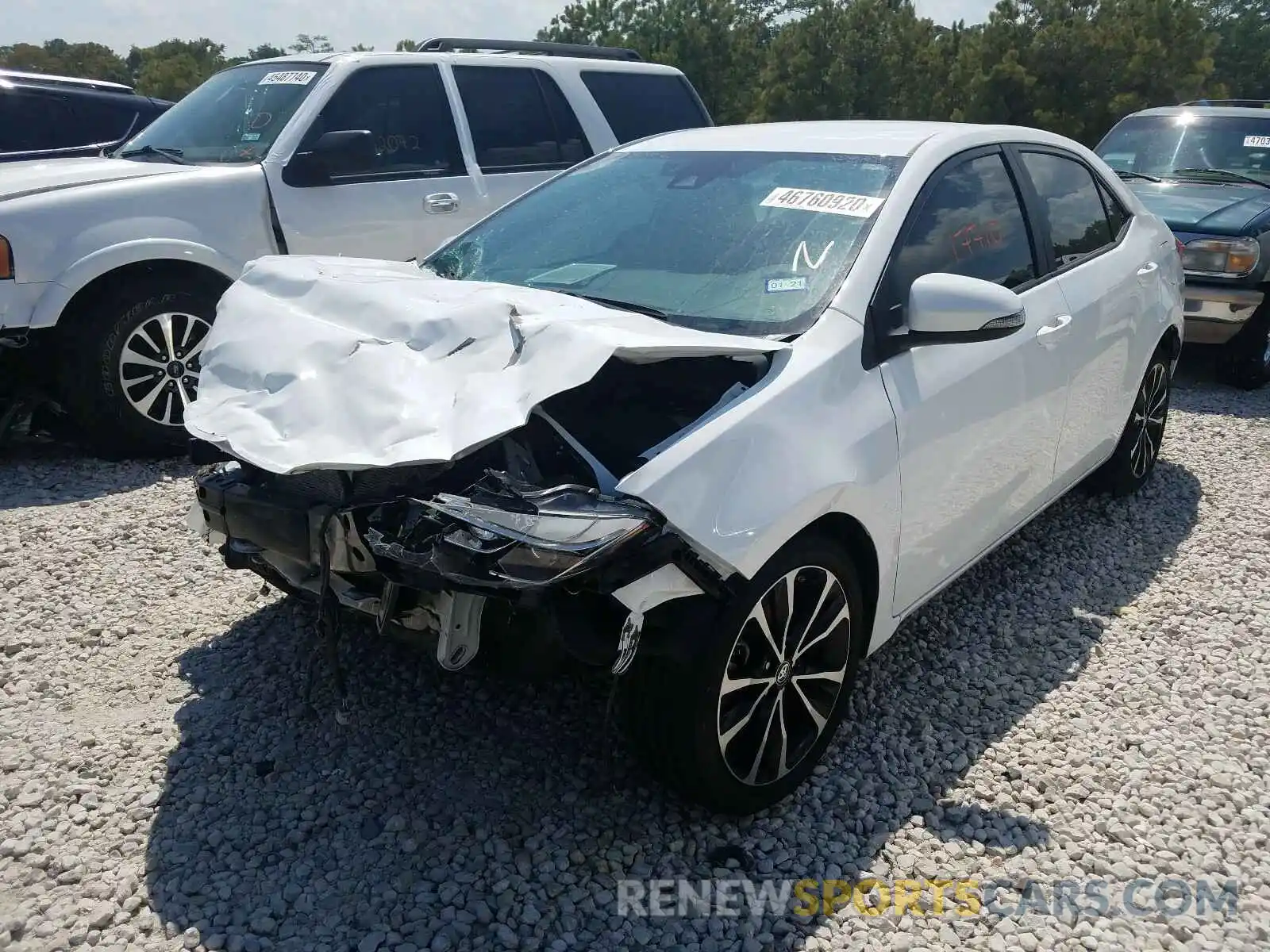 2 Photograph of a damaged car 5YFBURHE5KP907191 TOYOTA COROLLA 2019