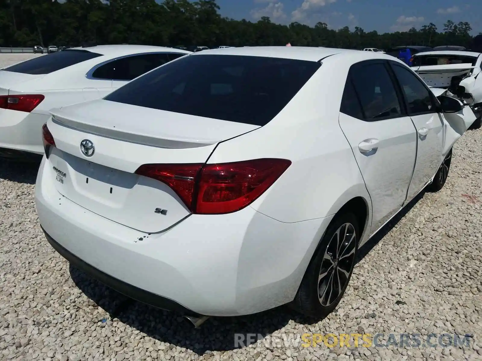 4 Photograph of a damaged car 5YFBURHE5KP907191 TOYOTA COROLLA 2019