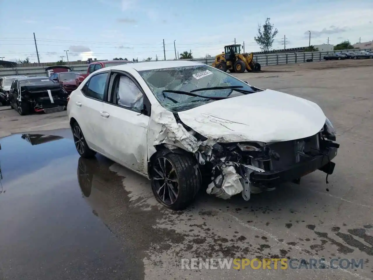 1 Photograph of a damaged car 5YFBURHE5KP908146 TOYOTA COROLLA 2019