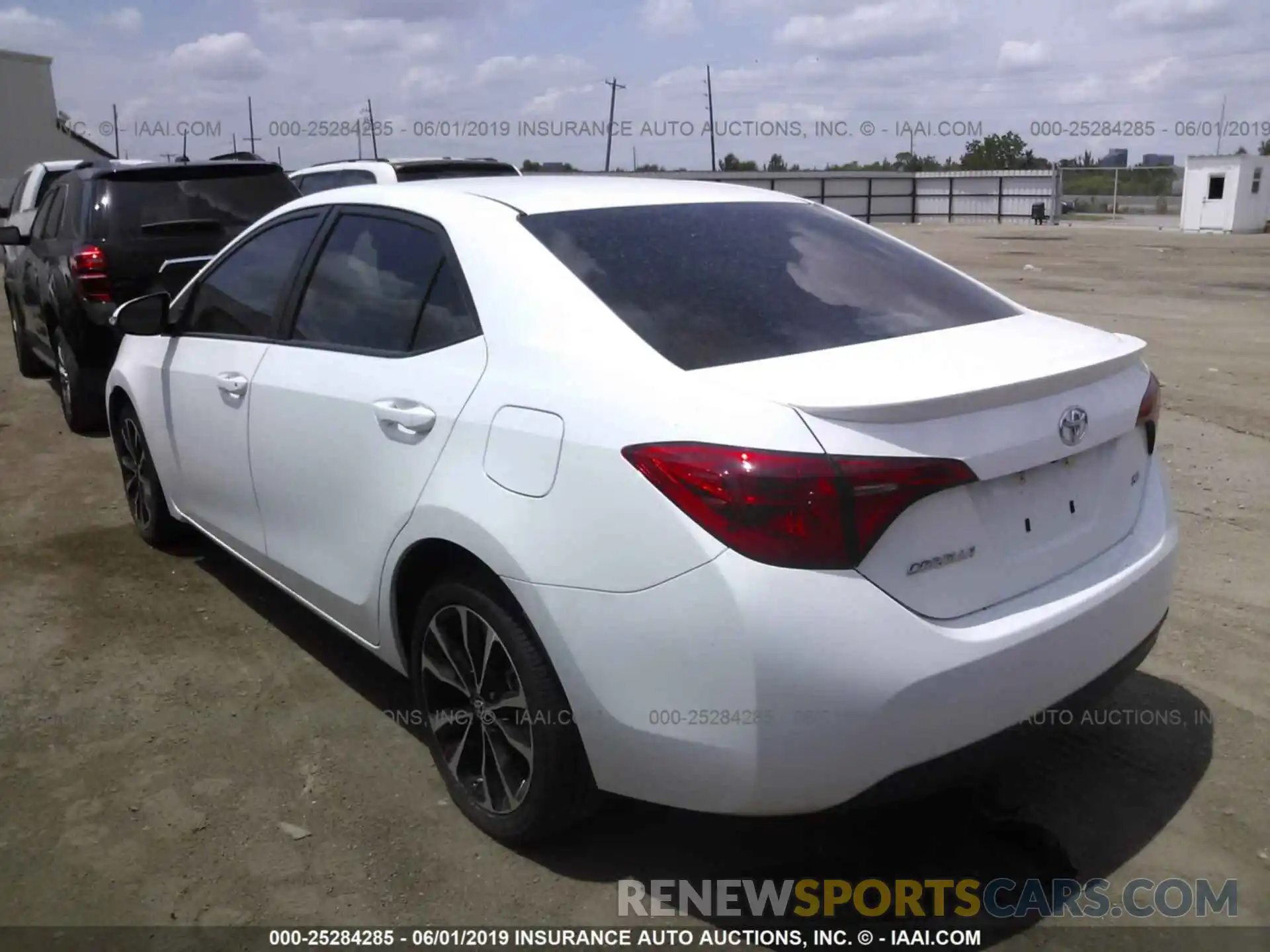 3 Photograph of a damaged car 5YFBURHE5KP908356 TOYOTA COROLLA 2019