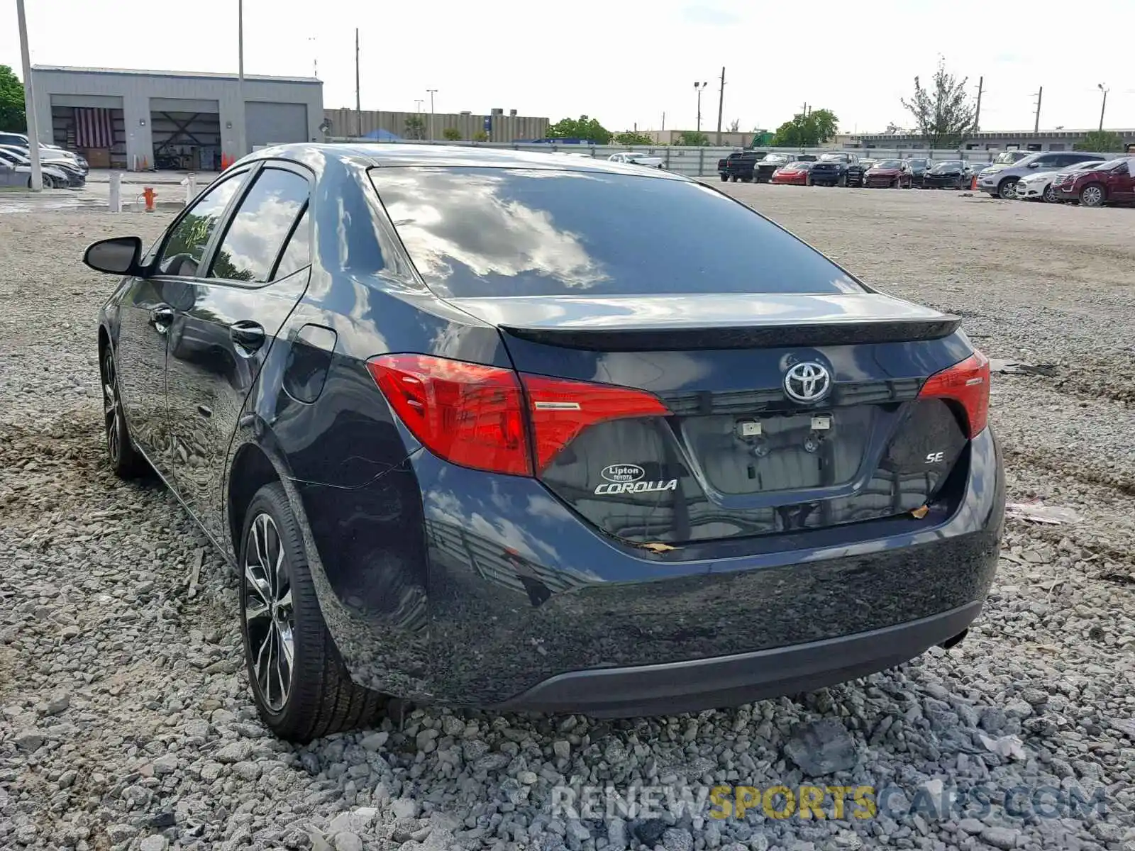 3 Photograph of a damaged car 5YFBURHE5KP908583 TOYOTA COROLLA 2019