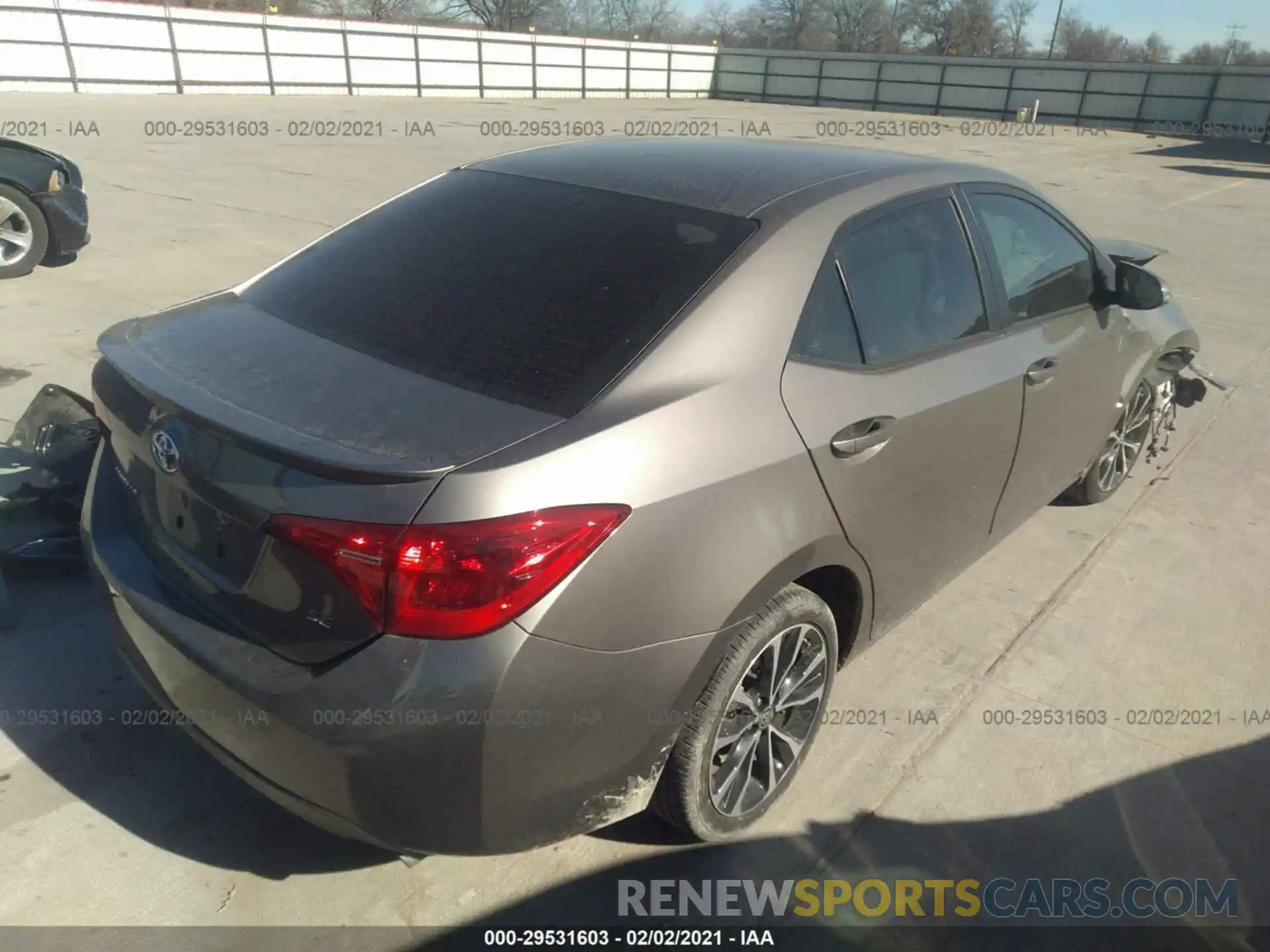 4 Photograph of a damaged car 5YFBURHE5KP909006 TOYOTA COROLLA 2019