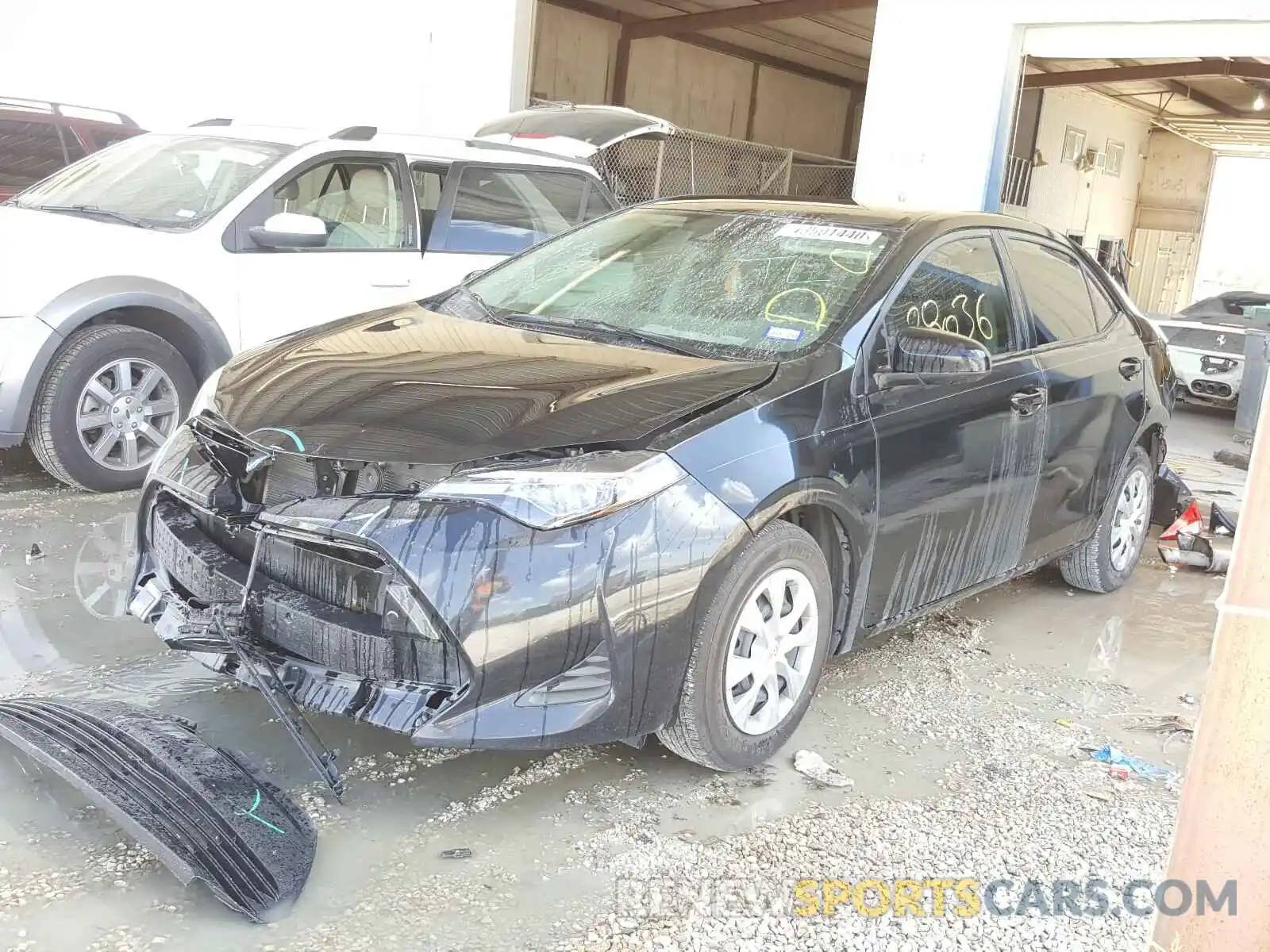 2 Photograph of a damaged car 5YFBURHE5KP909605 TOYOTA COROLLA 2019