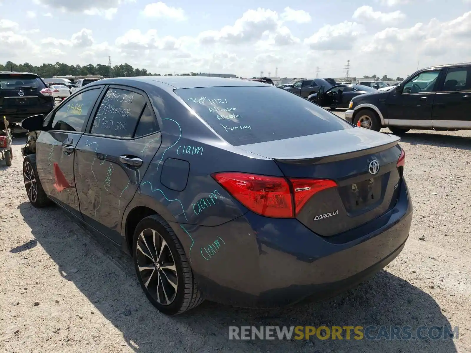 3 Photograph of a damaged car 5YFBURHE5KP910575 TOYOTA COROLLA 2019