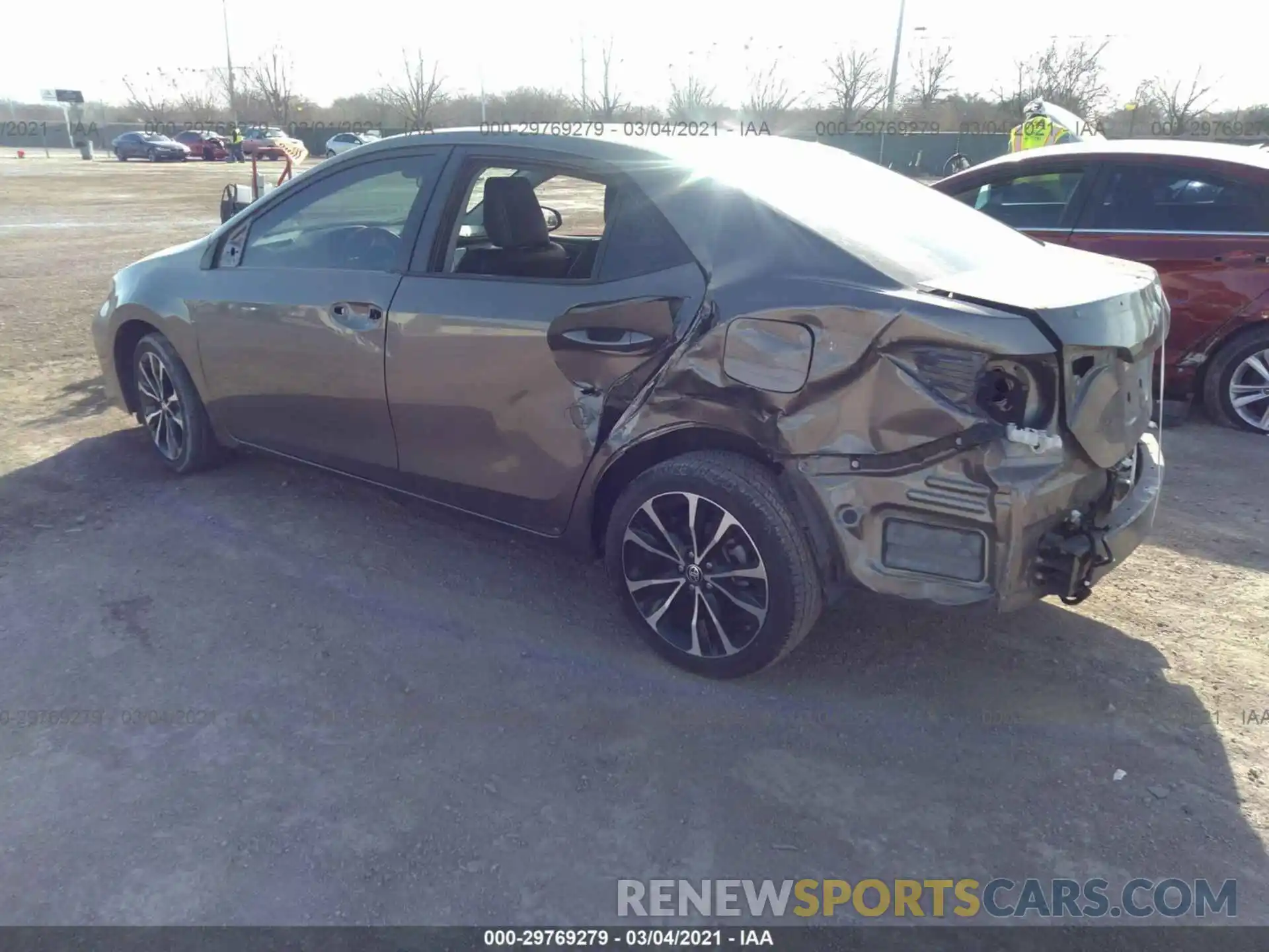 3 Photograph of a damaged car 5YFBURHE5KP911130 TOYOTA COROLLA 2019