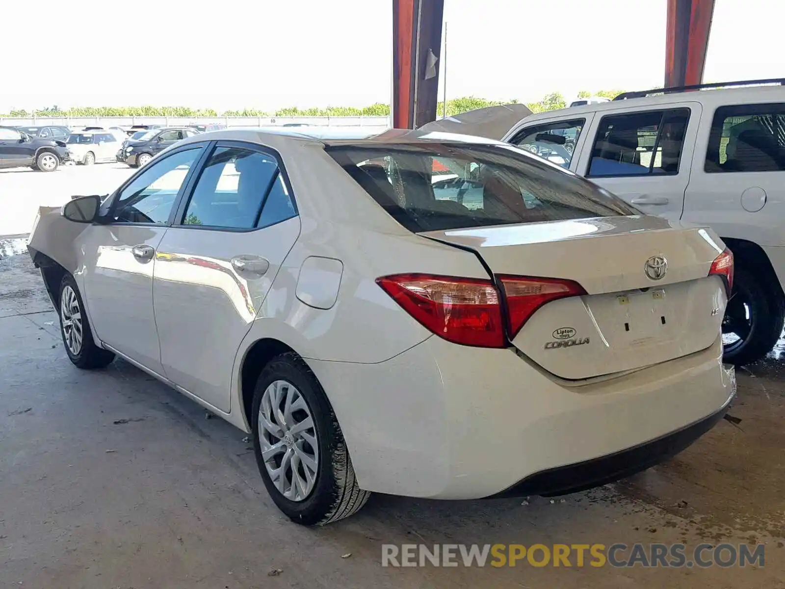 3 Photograph of a damaged car 5YFBURHE5KP911886 TOYOTA COROLLA 2019