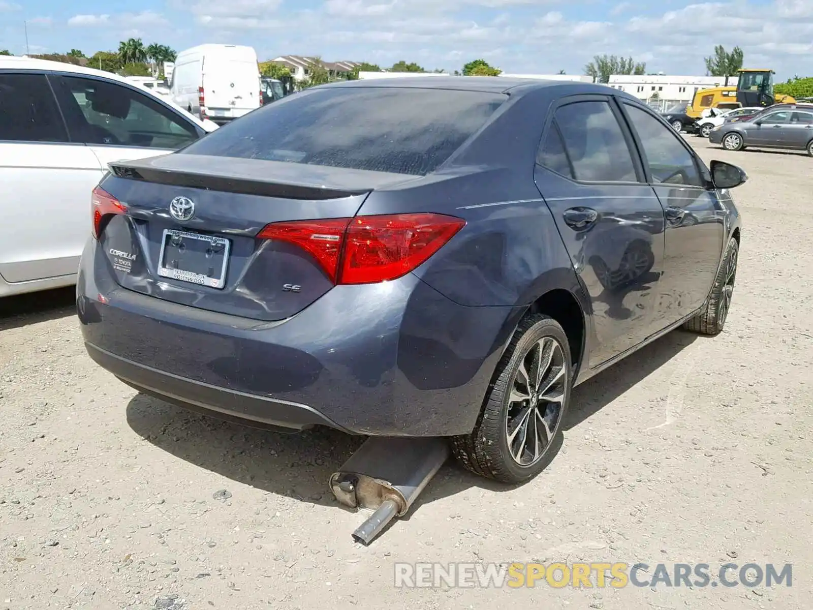 4 Photograph of a damaged car 5YFBURHE5KP912391 TOYOTA COROLLA 2019