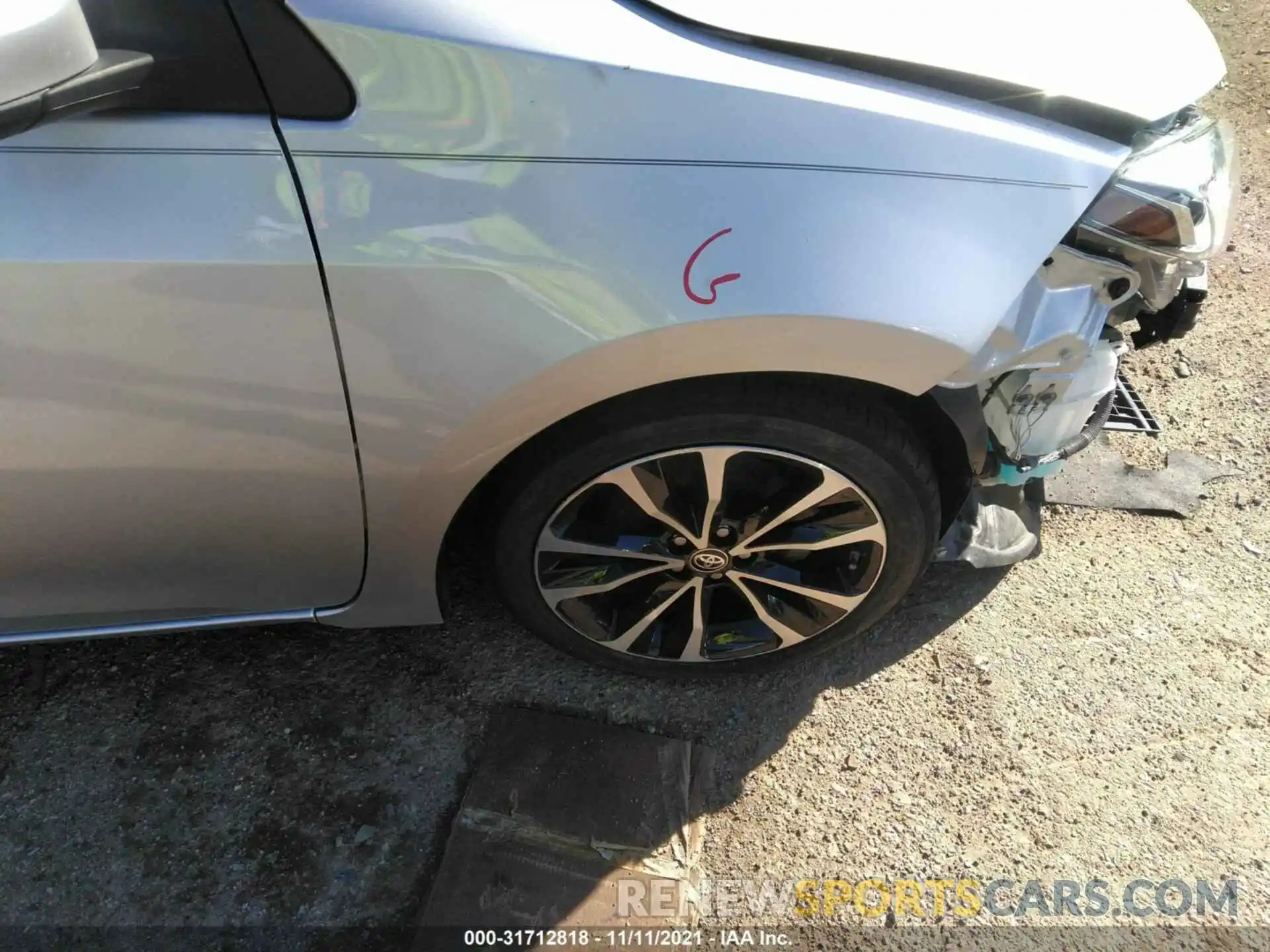 14 Photograph of a damaged car 5YFBURHE5KP912701 TOYOTA COROLLA 2019