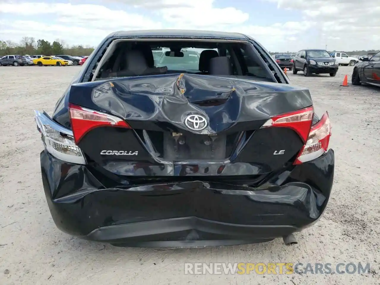 9 Photograph of a damaged car 5YFBURHE5KP912763 TOYOTA COROLLA 2019