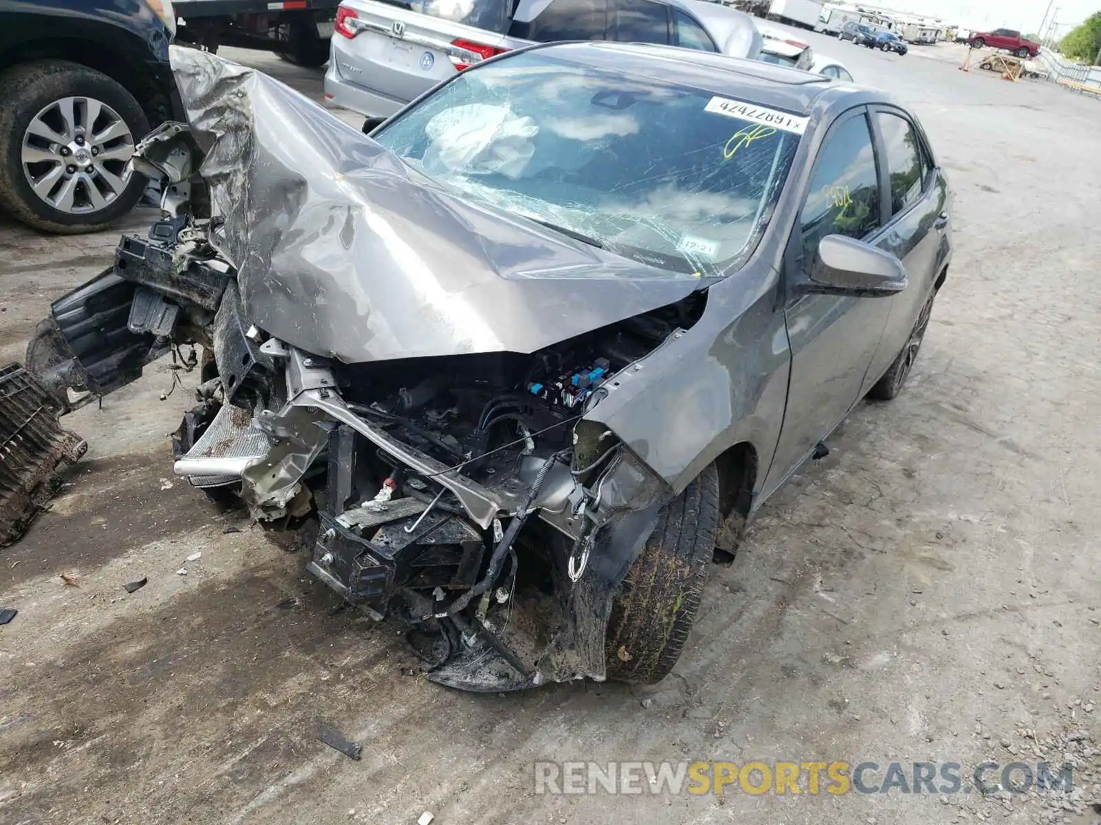 2 Photograph of a damaged car 5YFBURHE5KP915016 TOYOTA COROLLA 2019