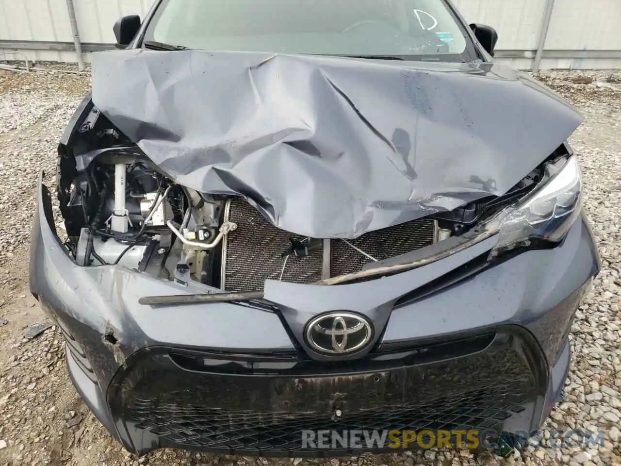 9 Photograph of a damaged car 5YFBURHE5KP915971 TOYOTA COROLLA 2019