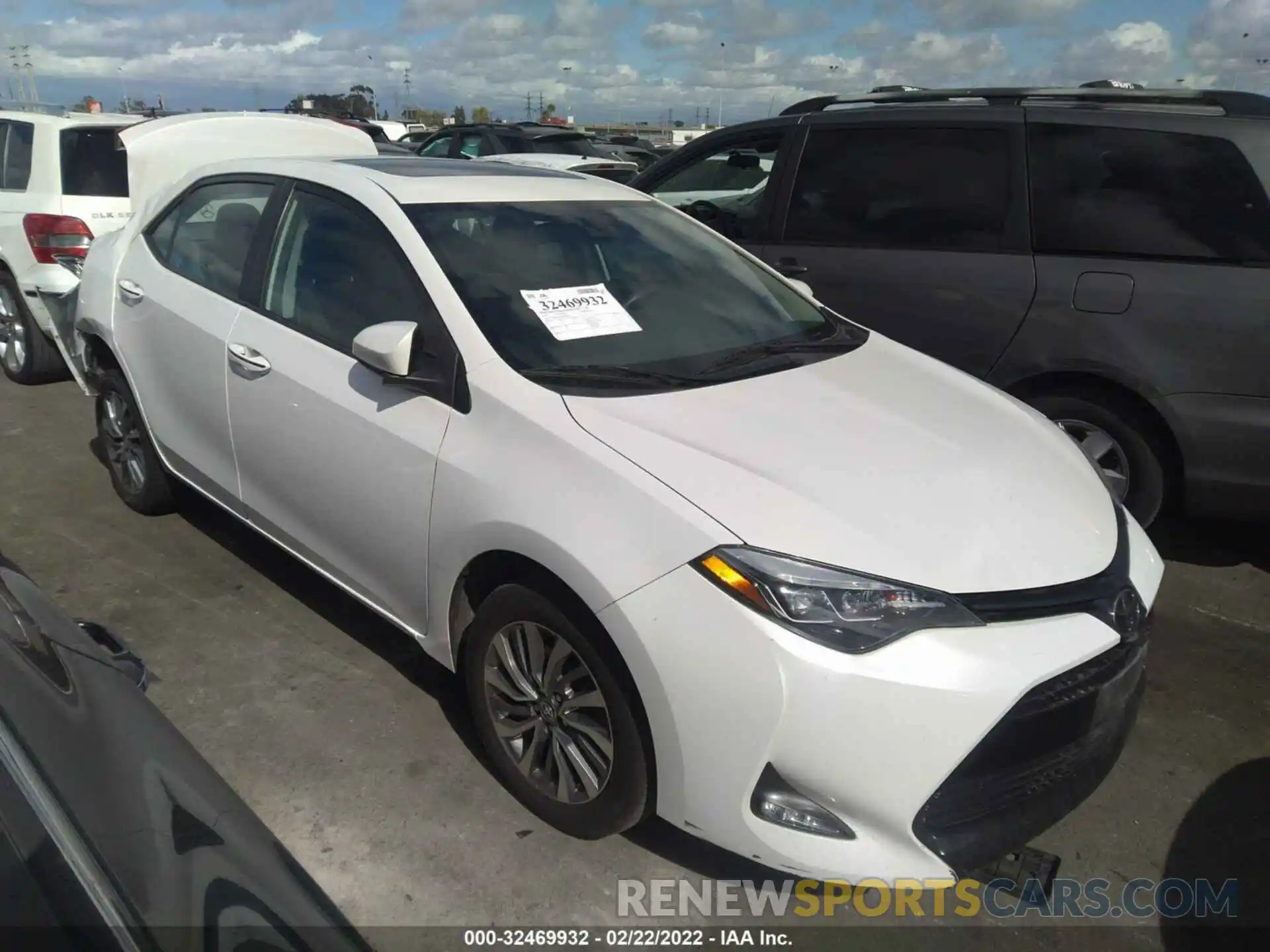 1 Photograph of a damaged car 5YFBURHE5KP917915 TOYOTA COROLLA 2019