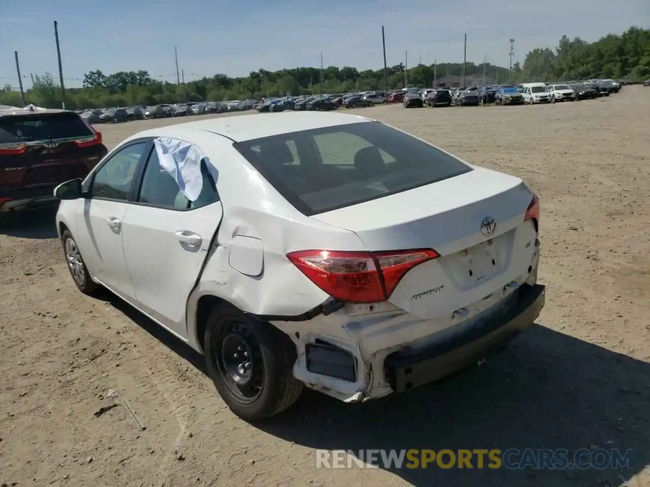 3 Photograph of a damaged car 5YFBURHE5KP917946 TOYOTA COROLLA 2019