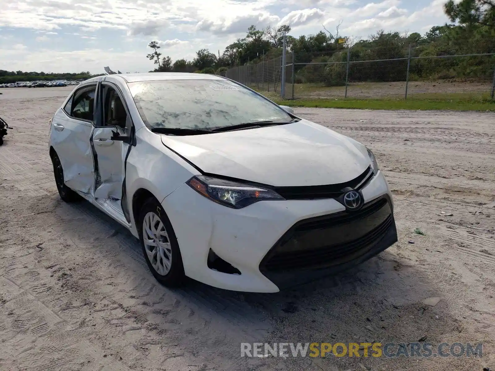 1 Photograph of a damaged car 5YFBURHE5KP918059 TOYOTA COROLLA 2019