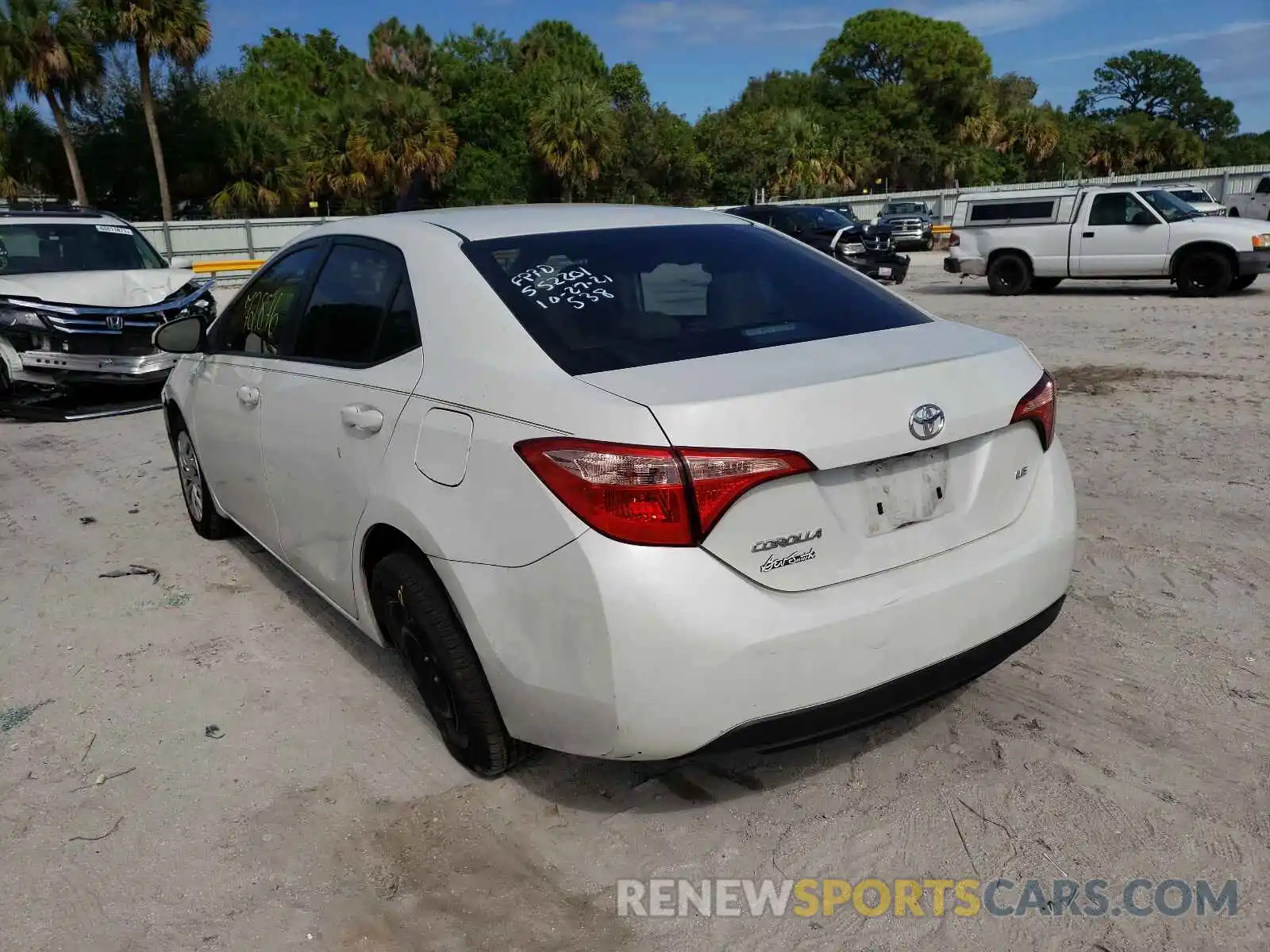 3 Photograph of a damaged car 5YFBURHE5KP918059 TOYOTA COROLLA 2019