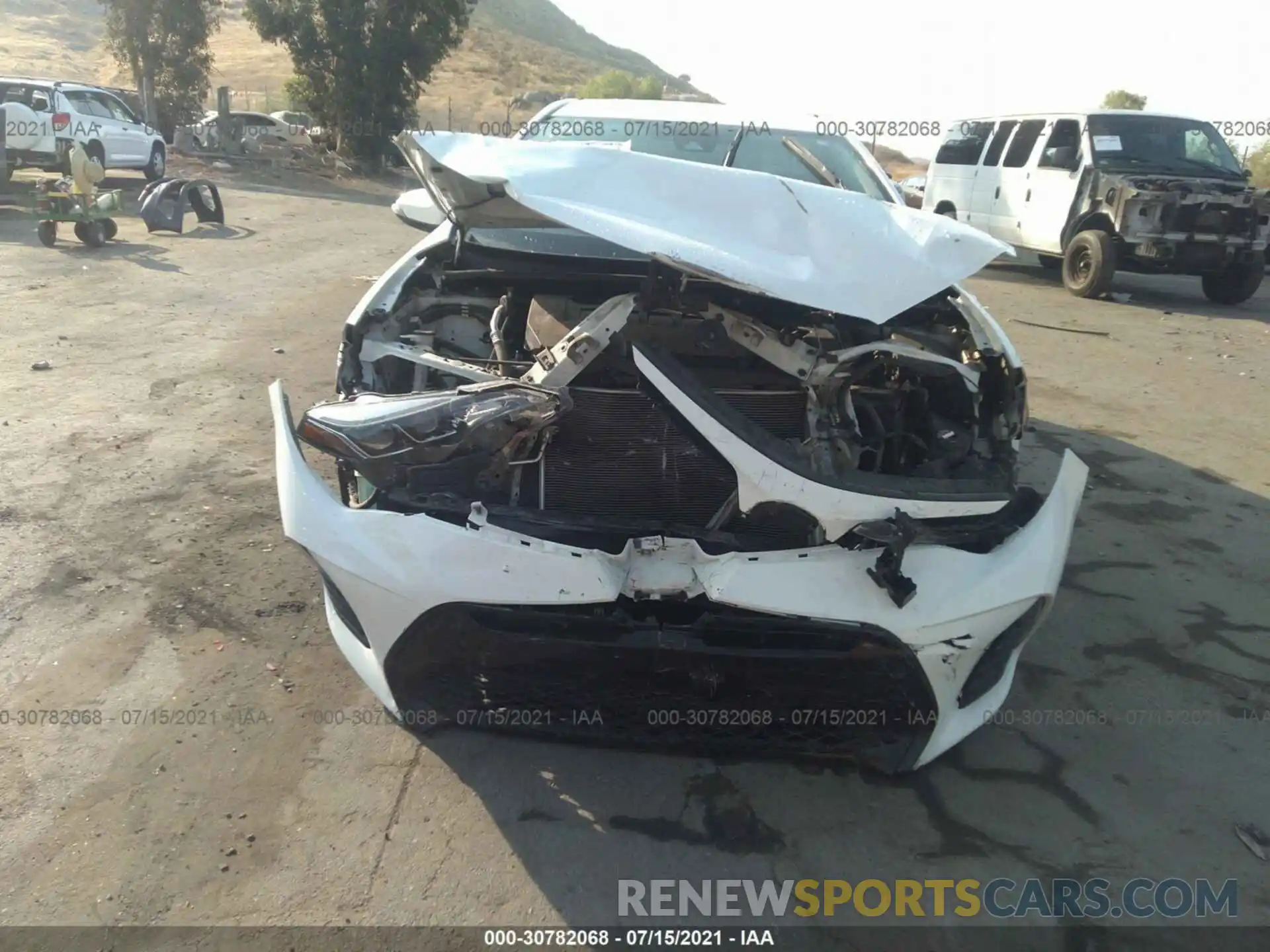 6 Photograph of a damaged car 5YFBURHE5KP918353 TOYOTA COROLLA 2019