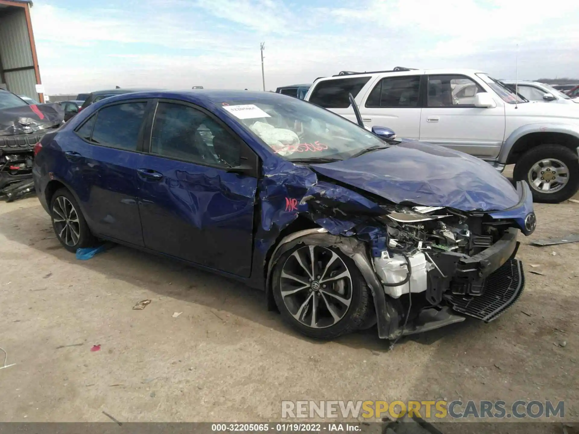 1 Photograph of a damaged car 5YFBURHE5KP920474 TOYOTA COROLLA 2019