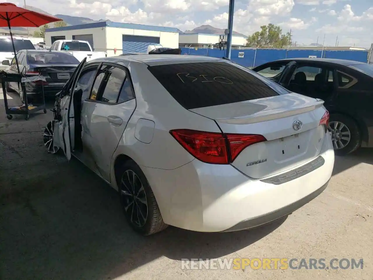 3 Photograph of a damaged car 5YFBURHE5KP920605 TOYOTA COROLLA 2019