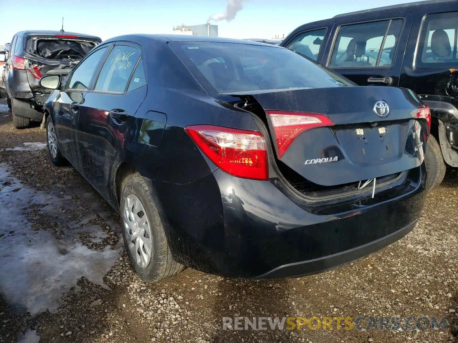 3 Photograph of a damaged car 5YFBURHE5KP920703 TOYOTA COROLLA 2019