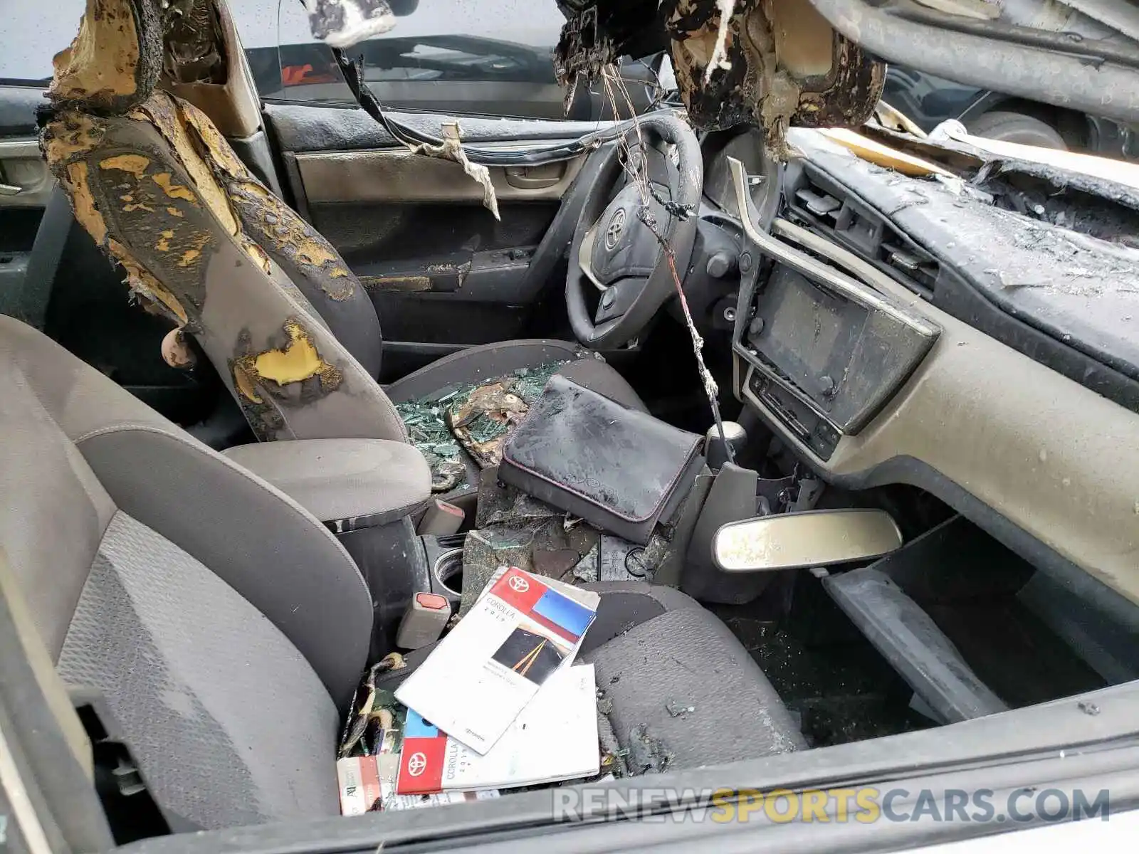 5 Фотография поврежденного автомобиля 5YFBURHE5KP921673 TOYOTA COROLLA 2019