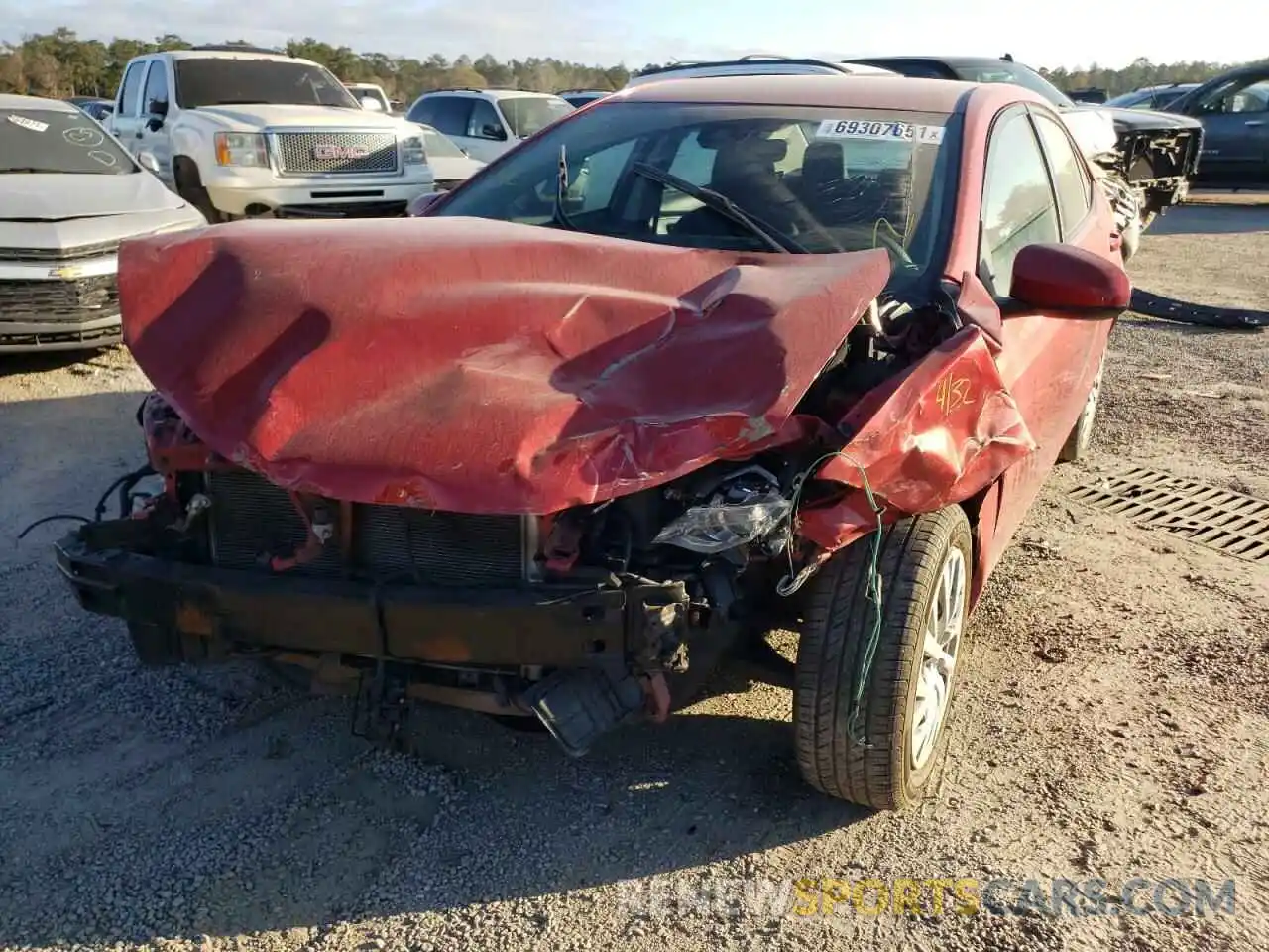 9 Photograph of a damaged car 5YFBURHE5KP921754 TOYOTA COROLLA 2019