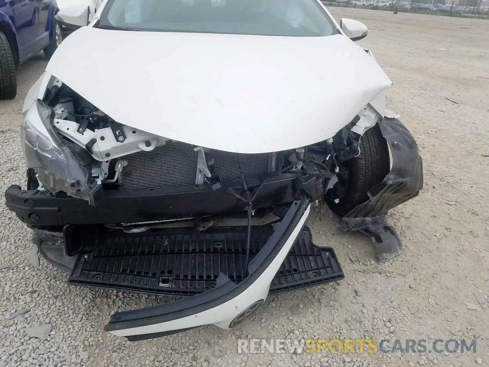 9 Photograph of a damaged car 5YFBURHE5KP921821 TOYOTA COROLLA 2019