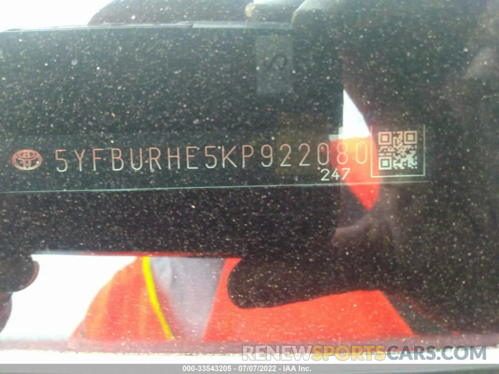 9 Photograph of a damaged car 5YFBURHE5KP922080 TOYOTA COROLLA 2019