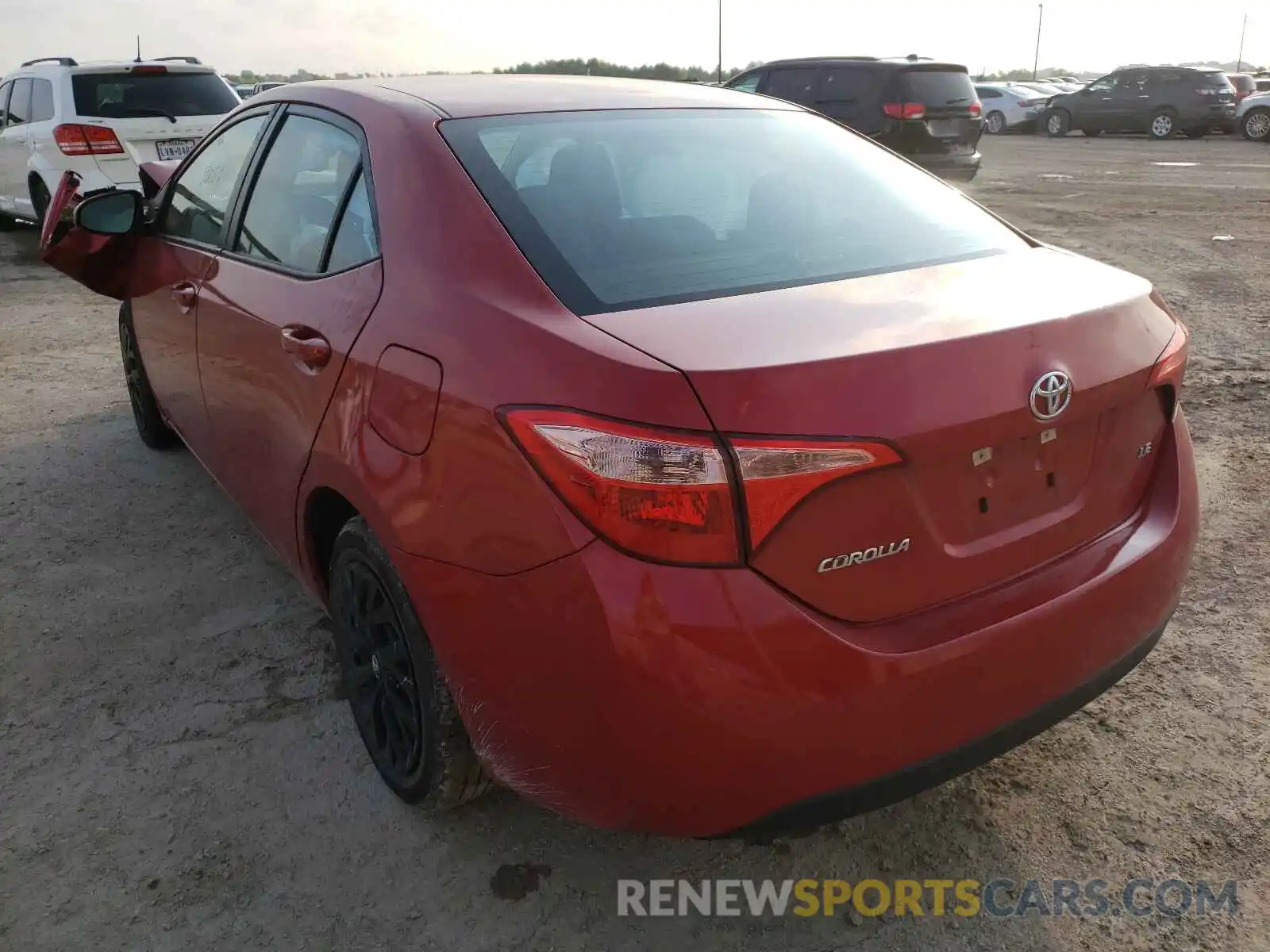 3 Photograph of a damaged car 5YFBURHE5KP922113 TOYOTA COROLLA 2019