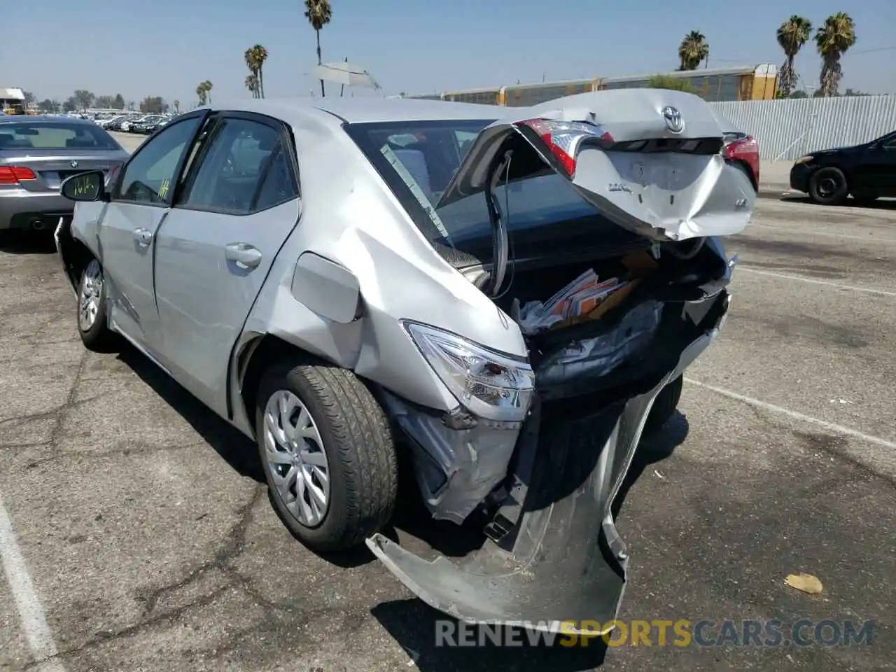 3 Photograph of a damaged car 5YFBURHE5KP923567 TOYOTA COROLLA 2019