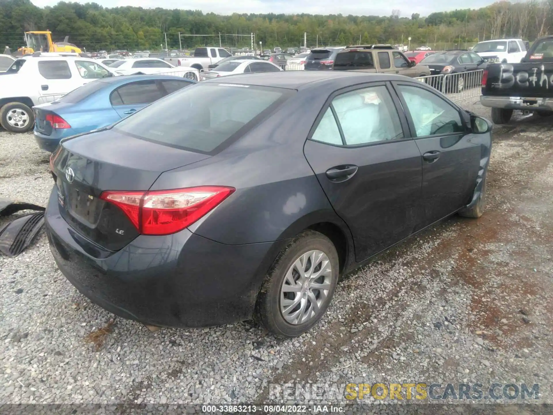 4 Photograph of a damaged car 5YFBURHE5KP923570 TOYOTA COROLLA 2019