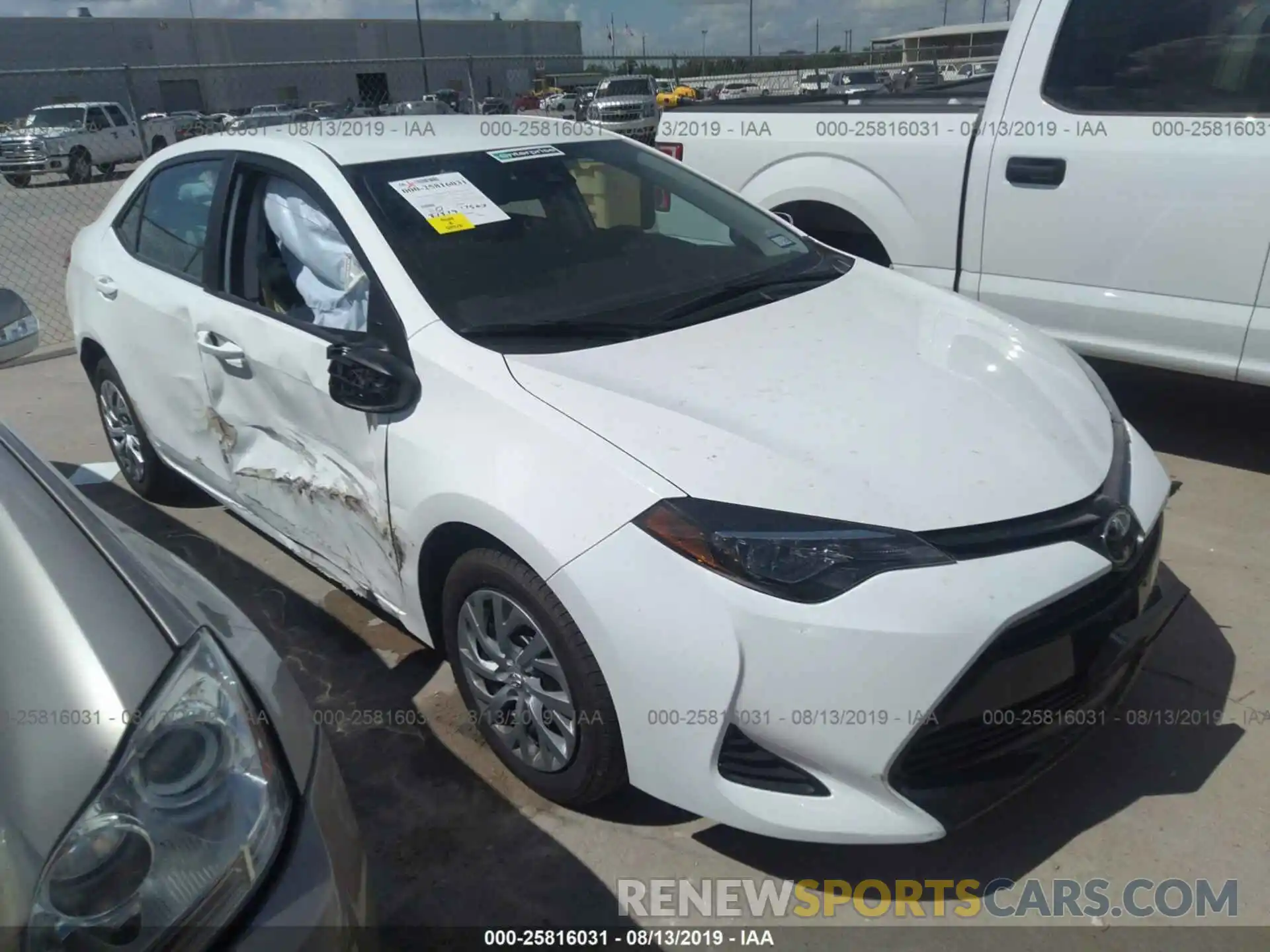 1 Photograph of a damaged car 5YFBURHE5KP925013 TOYOTA COROLLA 2019