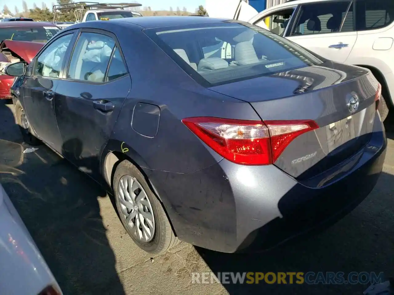 3 Photograph of a damaged car 5YFBURHE5KP925593 TOYOTA COROLLA 2019