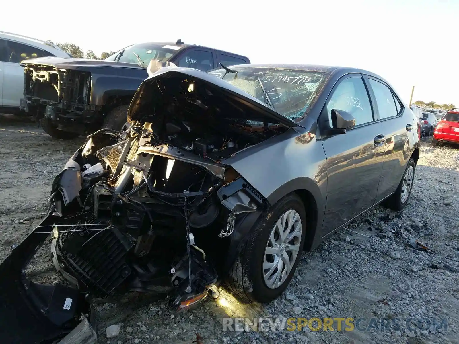 2 Photograph of a damaged car 5YFBURHE5KP925674 TOYOTA COROLLA 2019