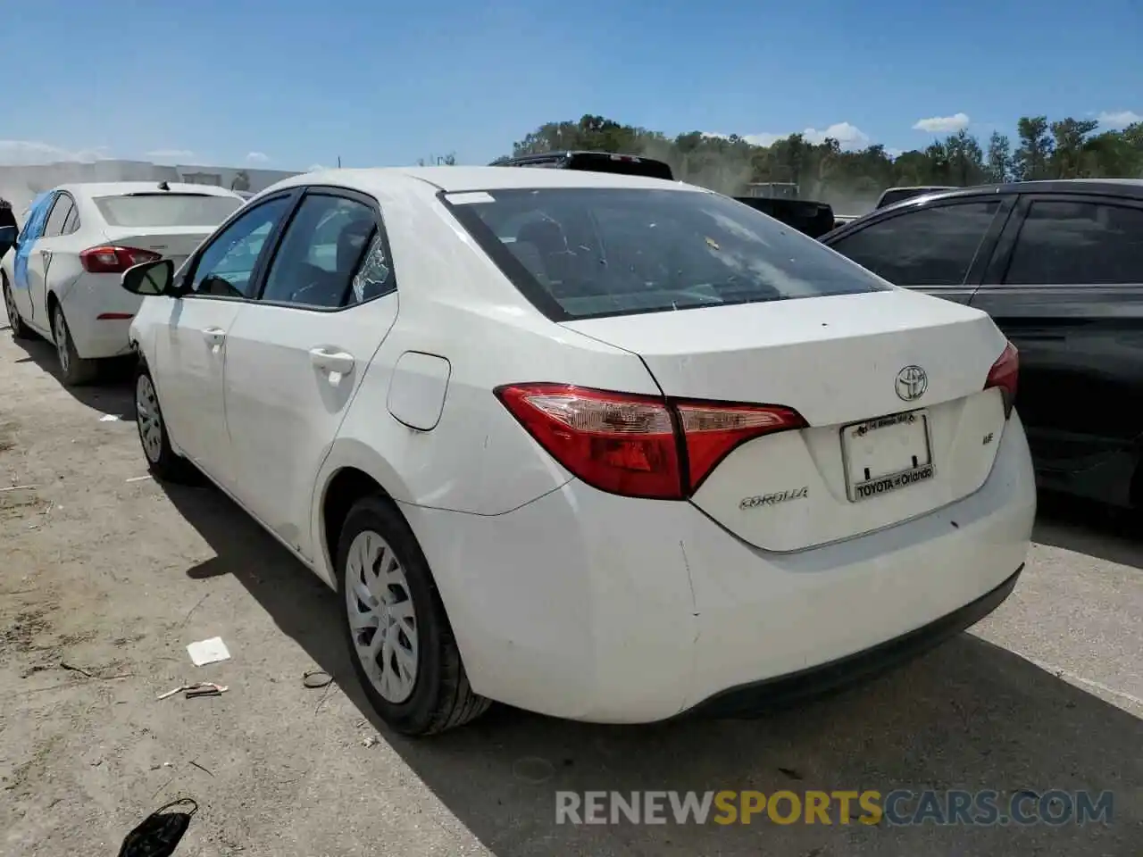 3 Photograph of a damaged car 5YFBURHE5KP926114 TOYOTA COROLLA 2019