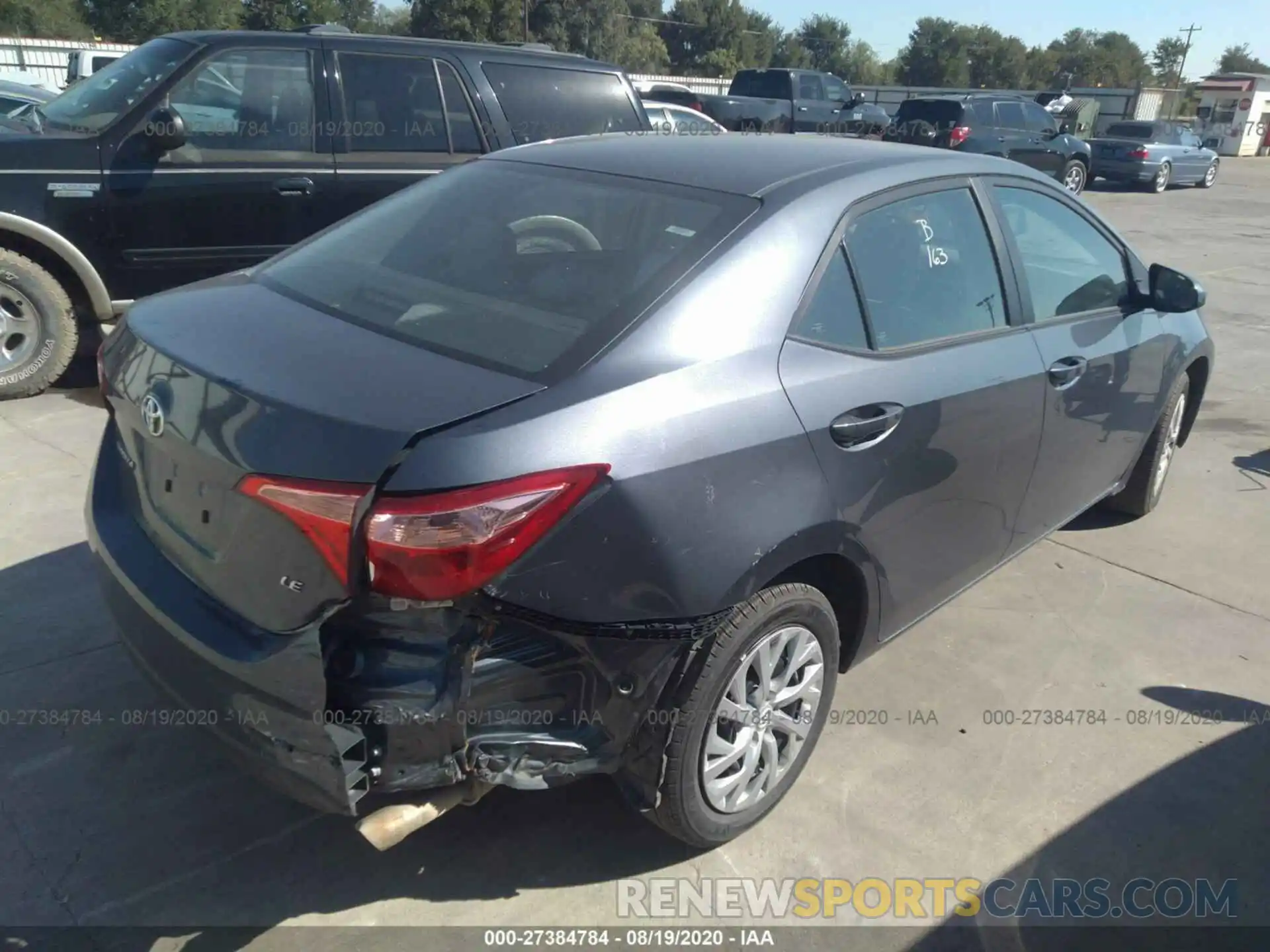 4 Photograph of a damaged car 5YFBURHE5KP926369 TOYOTA COROLLA 2019