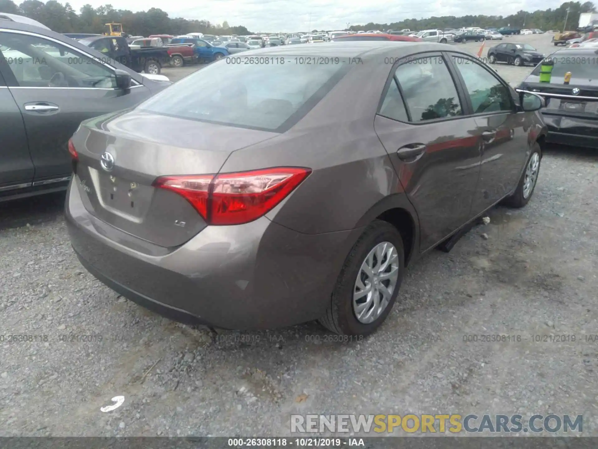 4 Photograph of a damaged car 5YFBURHE5KP926579 TOYOTA COROLLA 2019