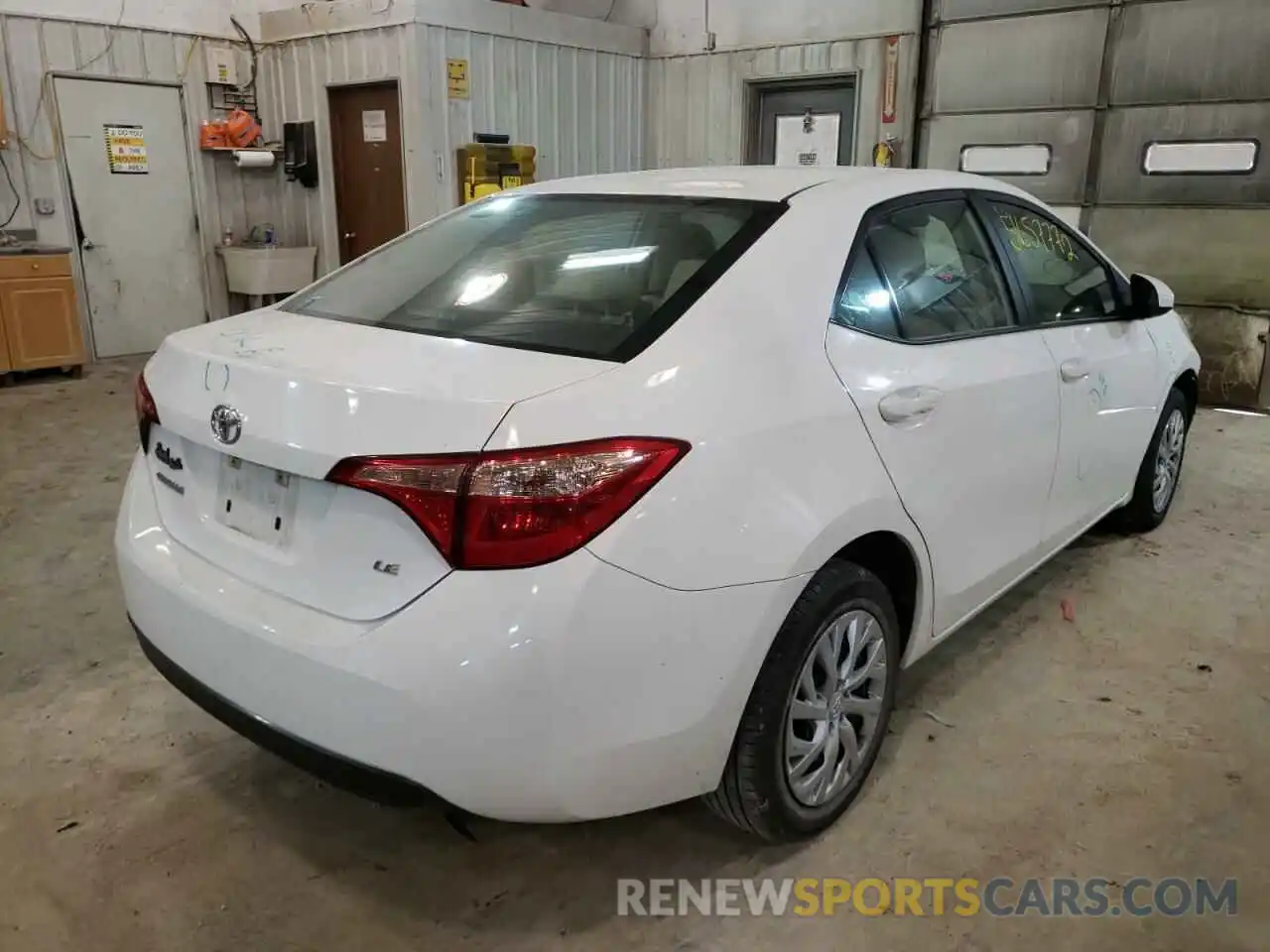 4 Photograph of a damaged car 5YFBURHE5KP927151 TOYOTA COROLLA 2019