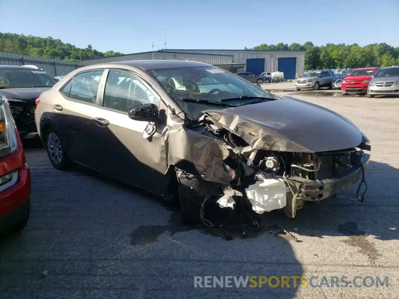 1 Photograph of a damaged car 5YFBURHE5KP927795 TOYOTA COROLLA 2019