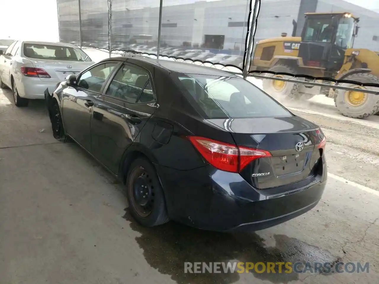 3 Photograph of a damaged car 5YFBURHE5KP927800 TOYOTA COROLLA 2019